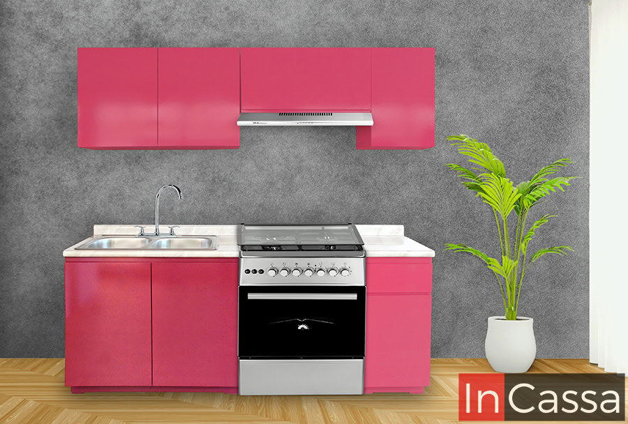 Moderna cocina integral en vibrante color rosa mexicano, diseñada para optimizar el espacio y la funcionalidad. Equipada con tarja doble de acero inoxidable y amplios gabinetes superiores e inferiores para almacenamiento. La cubierta blanca y los elegantes acabados proporcionan un contraste atractivo, convirtiéndola en una opción ideal para añadir estilo y practicidad a cualquier hogar. Incluye un diseño minimalista que complementa perfectamente los interiores contemporáneos.
