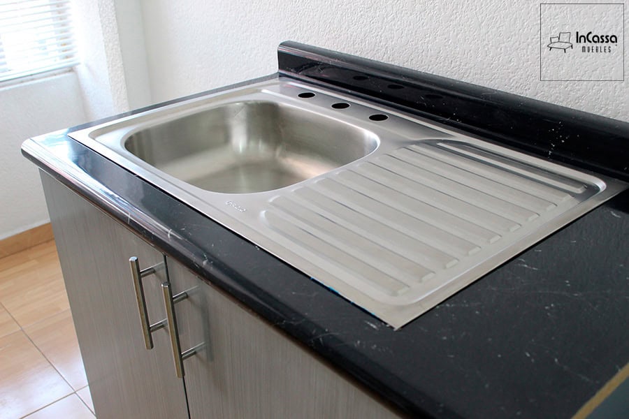 InCassa Muebles Edomex mueblería CDMX Cocina integral CANNES 2.40m diseñada para PARRILLA 6