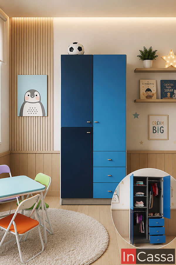 Aquí se aprecia el Guardarropa Infantil Modelo CARSON en diferentes tonos azulados, diseñado para mantener organizada la ropa, el calzado y los accesorios de los más pequeños. Su distribución funcional y combinación de colores aportan un ambiente moderno, alegre y práctico para cualquier habitación infantil.