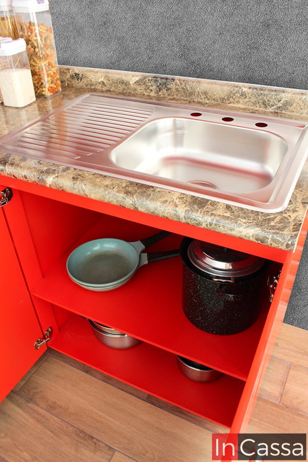 Cocina integral COSTA DE MARFIL 2.70m diseñada para PARRILLA