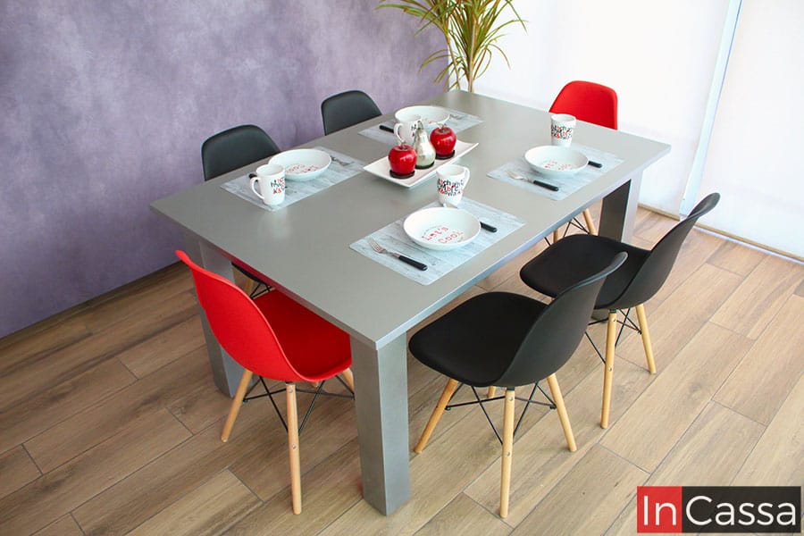 Comedor EAMES Modelo EMBOSCADA colors