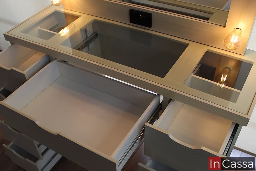 InCassa Muebles Edomex mueblería CDMX Tocador de 8 focos Vintage con luz Vanity Modelo EMIRATOS 8