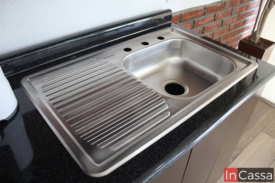 Cocina integral ILLINOIS 2.40m diseñada para ESTUFA