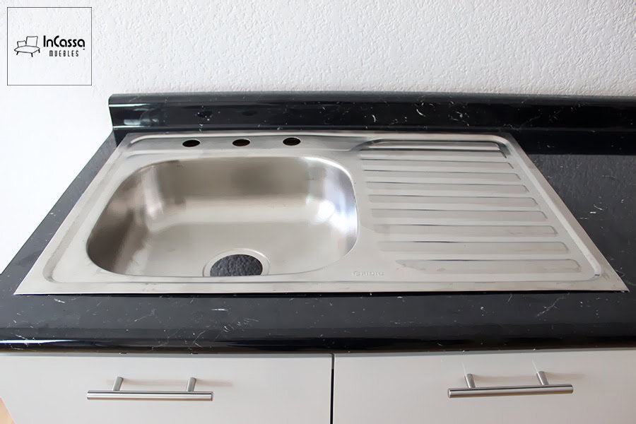 InCassa Muebles Edomex mueblería CDMX Cocina integral KINGSTON 1.70m diseñada para PARRILLA 6