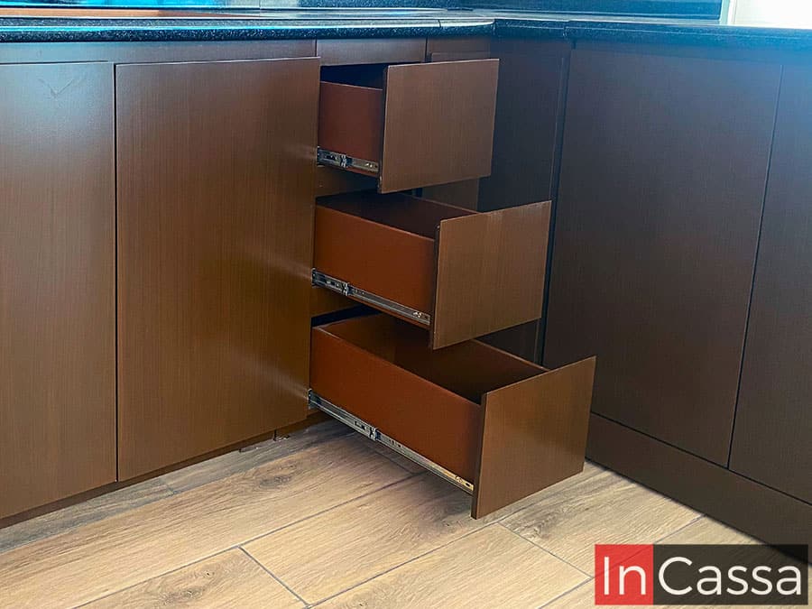 Cocina Integral en ESCUADRA LAOS 3m x 2.40m diseñada para PARRILLA