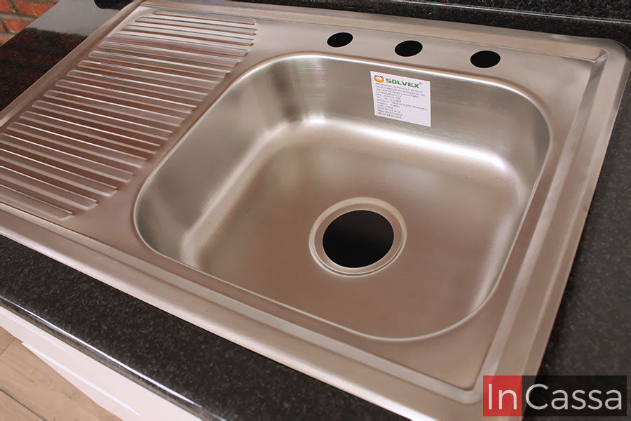 Cocina integral LAURENT 2.50m diseñada para ESTUFA