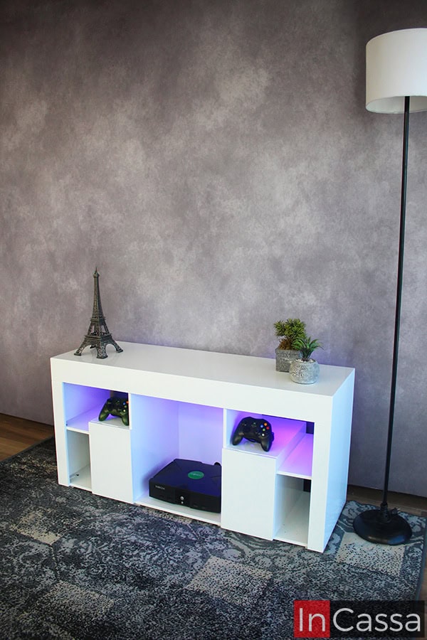 Centro de Entretenimiento con luces de colores Modelo MANÍ