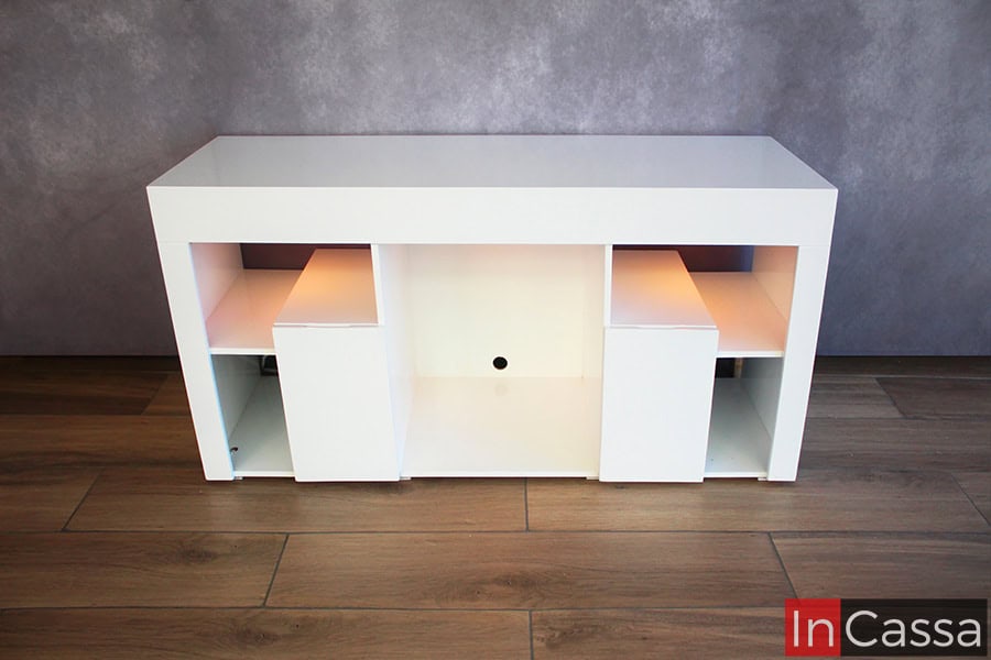 Centro de Entretenimiento con luces de colores Modelo MANÍ