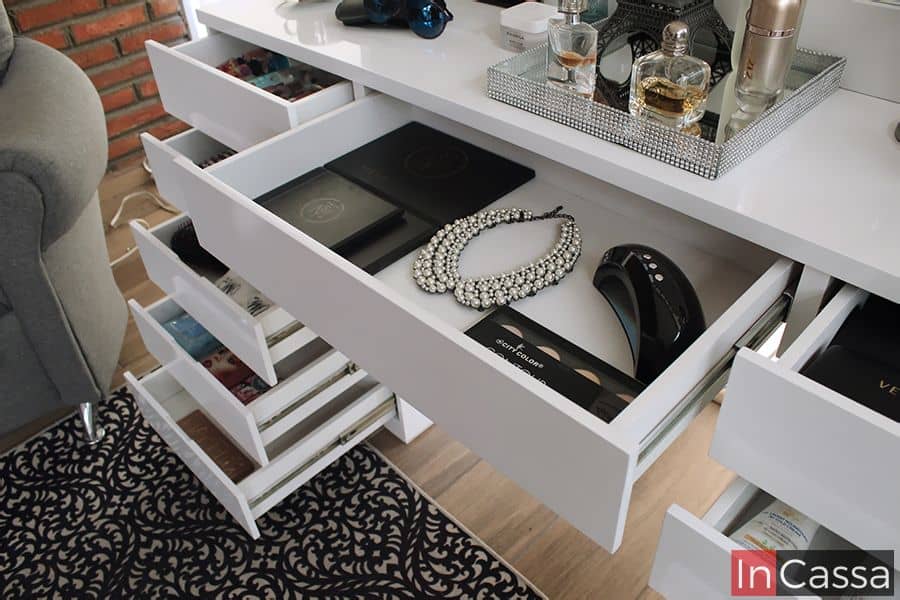 InCassa Muebles Edomex mueblería CDMX Tocador JUMBO con 18 focos Modelo PARÍS 4