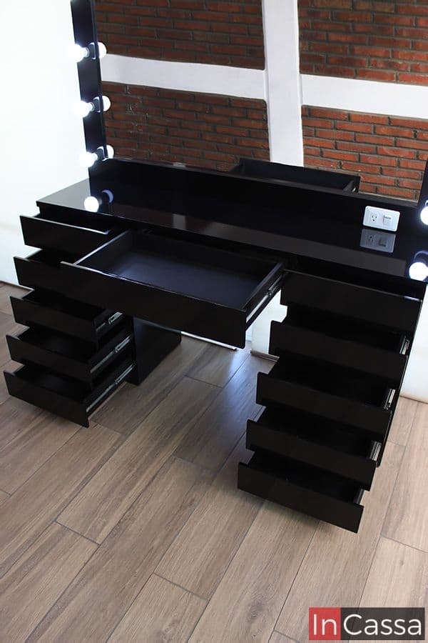 InCassa Muebles Edomex mueblería CDMX Tocador JUMBO con 18 focos Modelo PARÍS 7
