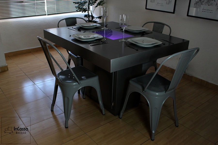 InCassa Muebles Comedor Modelo PLATEA con luz LED y silla TOLIX 33
