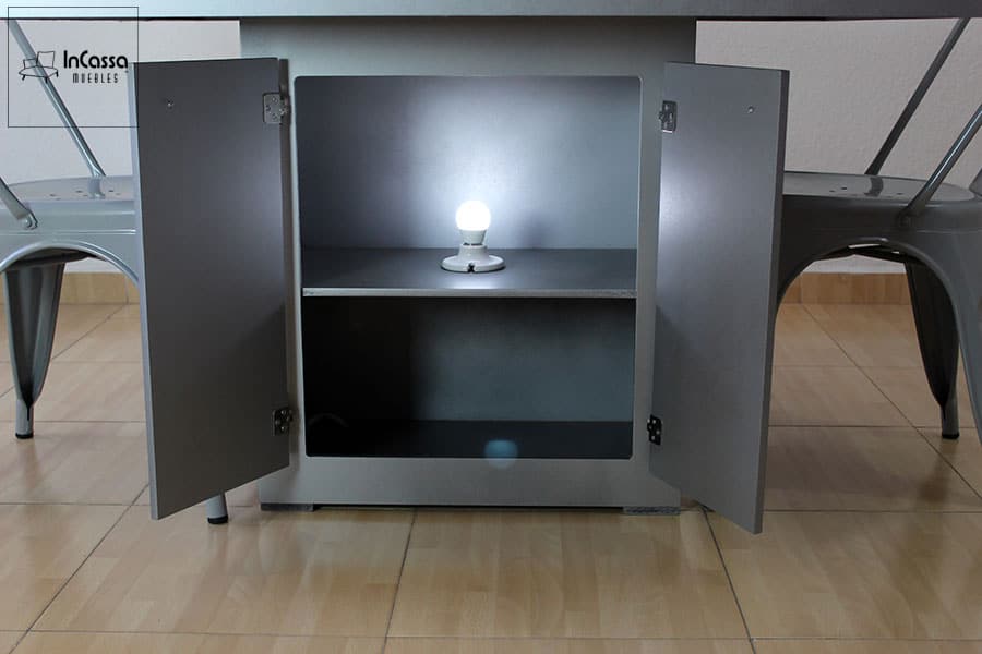 InCassa Muebles Comedor Modelo PLATEA con luz LED y silla TOLIX 29