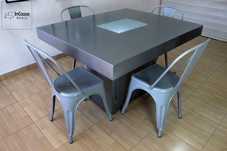InCassa Muebles Comedor Modelo PLATEA con luz LED y silla TOLIX 30