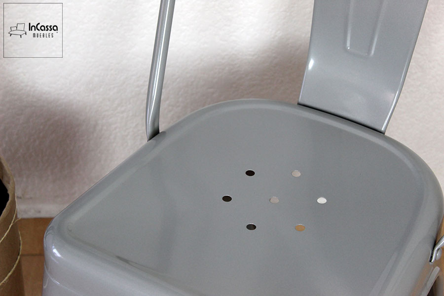 InCassa Muebles Comedor Modelo PLATEA con luz LED y silla TOLIX 35