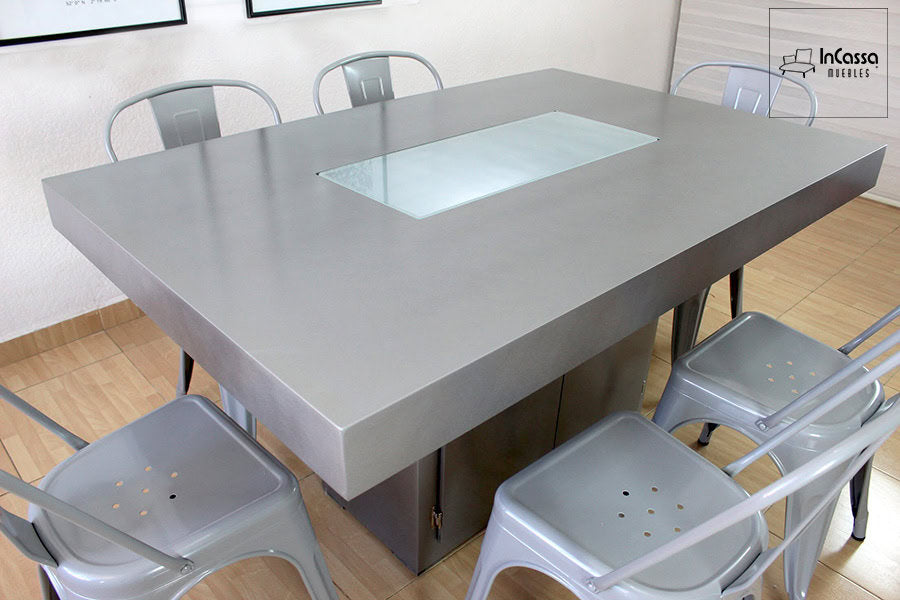 InCassa Muebles Comedor Modelo PLATEA con luz LED y silla TOLIX 17