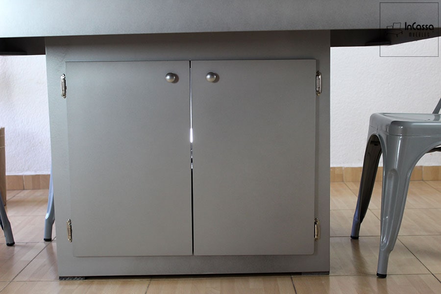 InCassa Muebles Comedor Modelo PLATEA con luz LED y silla TOLIX 14