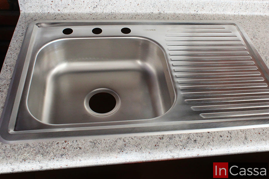 Cocina integral TEAPA 2.50m diseñada para PARRILLA