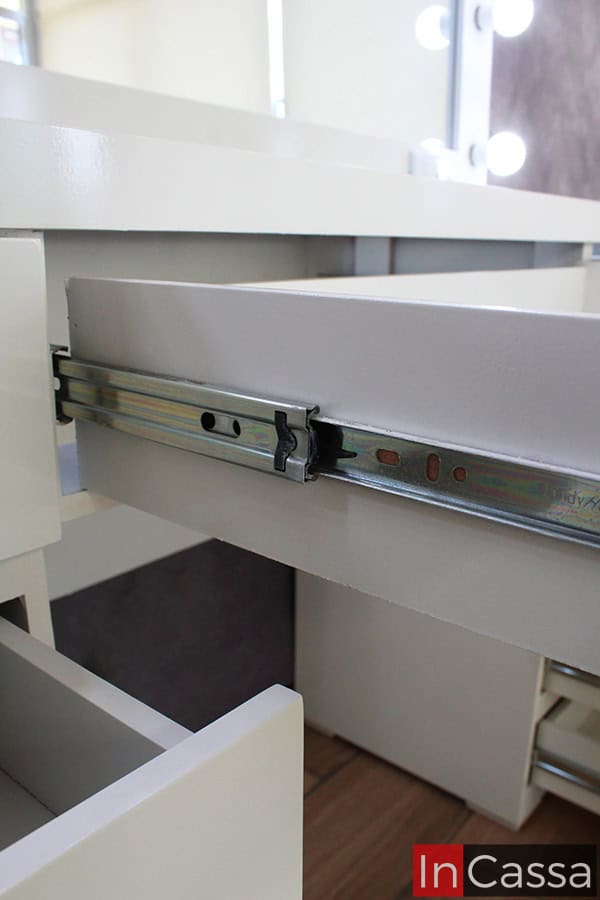 Tocador JUMBO con 18 focos Modelo TERÁN