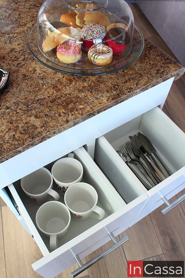 Isla Minimalista para Cocina Modelo VILNA