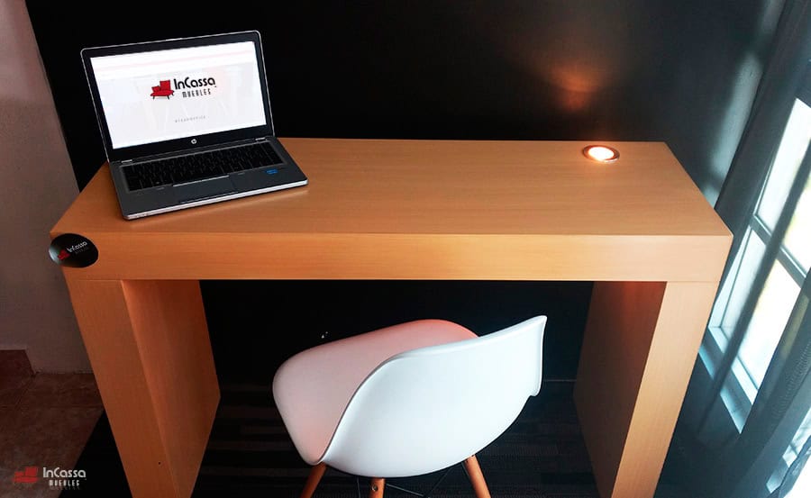 InCassa Muebles Edomex mueblería CDMX Escritorio con Lámpara y Silla Modelo JEFFERSON 2