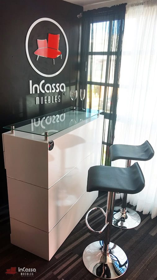 InCassa Muebles Edomex mueblería CDMX Cantina con Bancos Modelo UGANDA Urbino 2