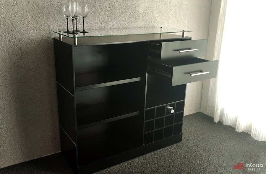 InCassa Muebles Edomex mueblería CDMX Cantina con Bancos Modelo UGANDA 8