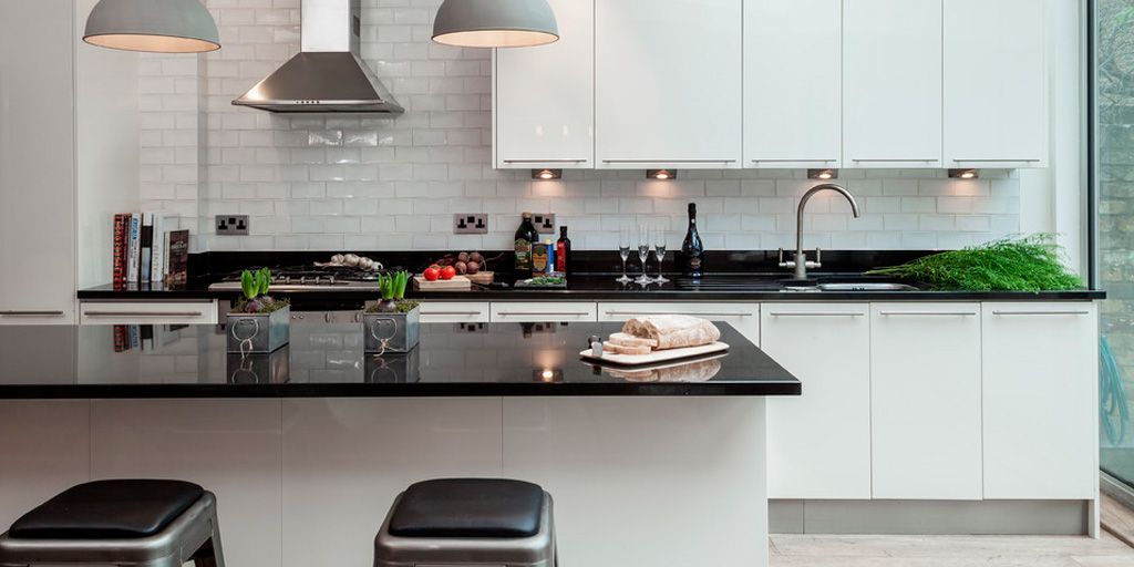 Incassa Blog - 4 muebles básicos para tener más ordenada tu cocina