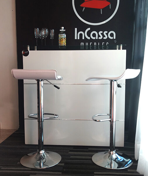 InCassa Muebles Edomex mueblería CDMX Cantina con Bancos Modelo UGANDA Urbino 2